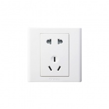 公牛(BULL)二三极连体插座 白 10A 250V G06Z223